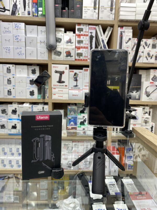 أفضل مقبض تصوير (Grip) مع الريموت لصناع المحتوى - Ulanzi JJ02